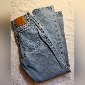Vintage Levi 550 women's size 10